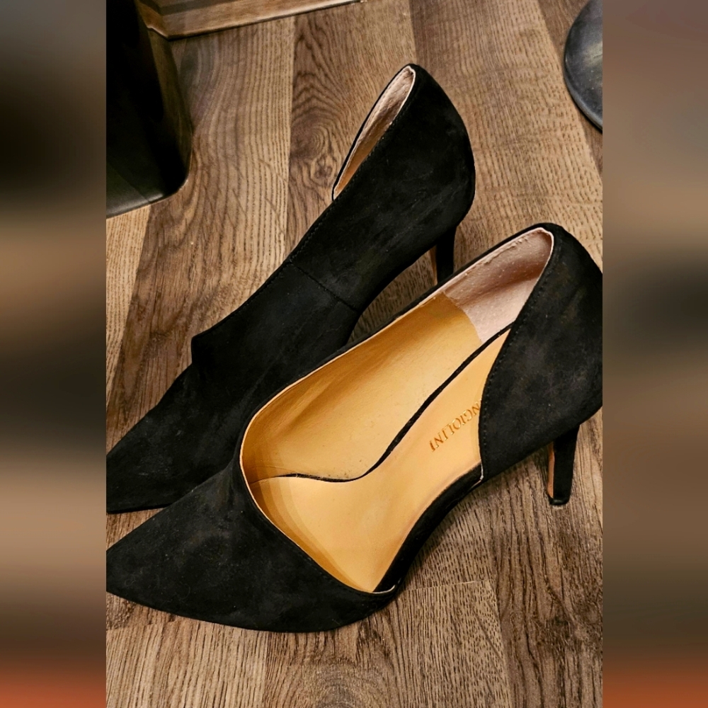 Enzo Angiolini Suede 3.5 Inch Heels Size 7.5